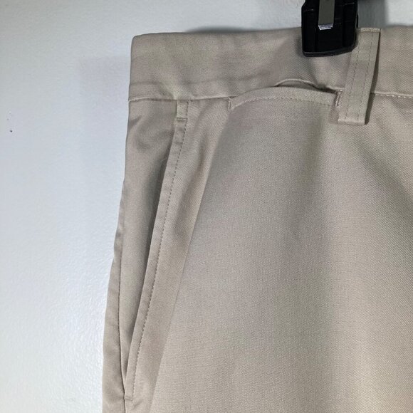 Mens Roundtree & Yorke Performance Shorts 9" Tan 42 - Picture 2 of 6